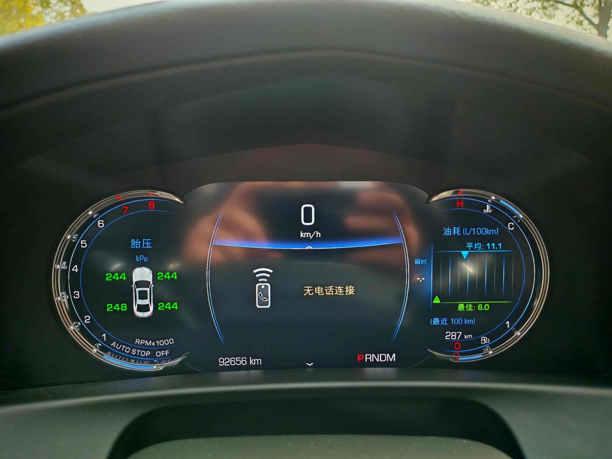 凱迪拉克 CT6  2017款 28T 豪華型圖片