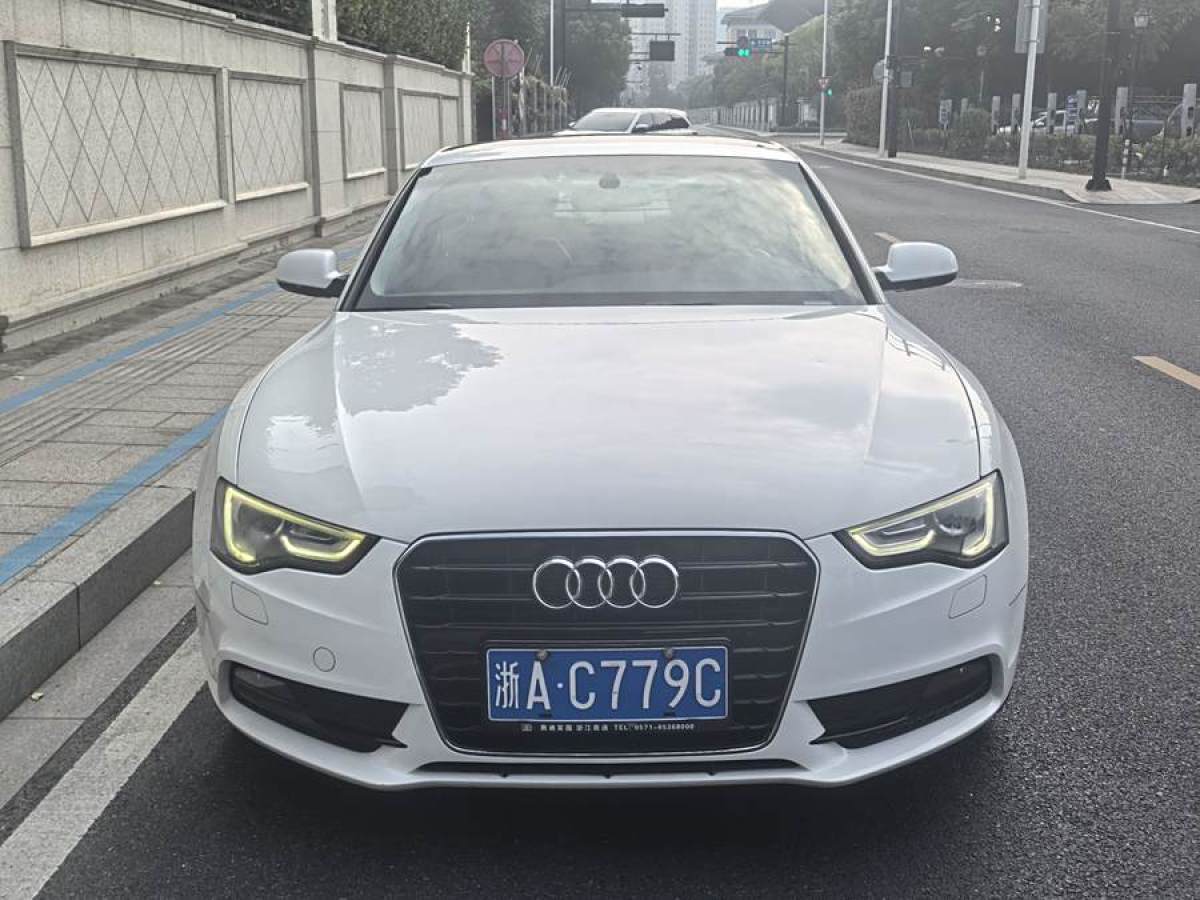 2013年6月奧迪 奧迪A5  2012款 2.0TFSI Coupe