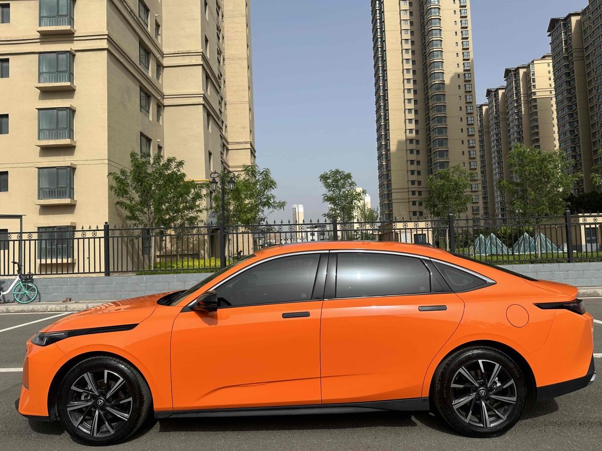 長安 逸達  2023款 藍鯨NE 1.5T GDI DCT領航型圖片