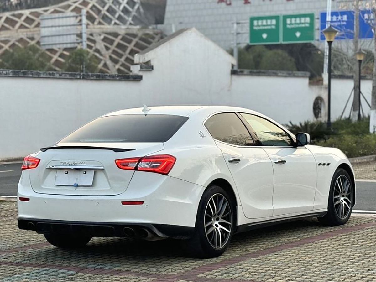 瑪莎拉蒂 Ghibli  2014款 3.0T 標(biāo)準(zhǔn)版圖片