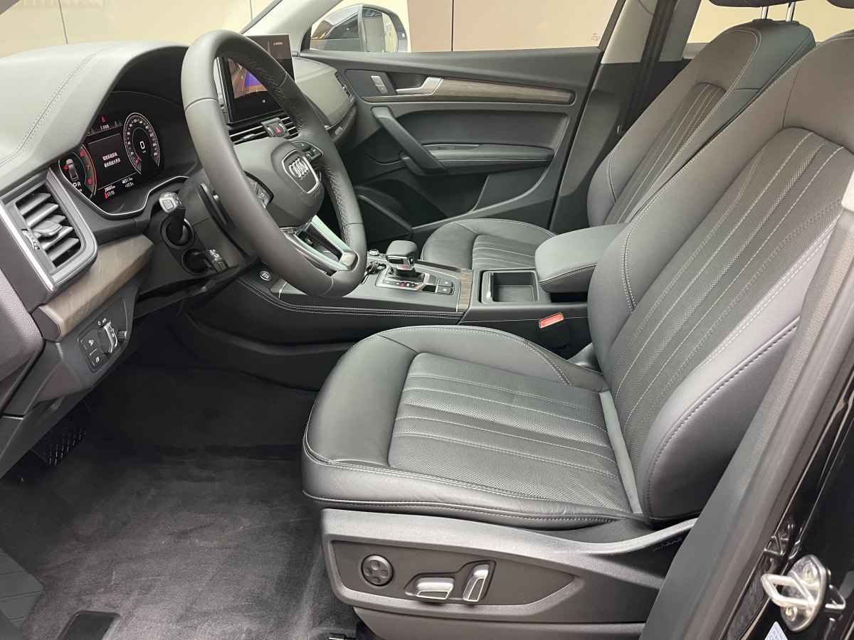 奧迪 奧迪Q5L  2024款 40 TFSI 豪華致雅型圖片