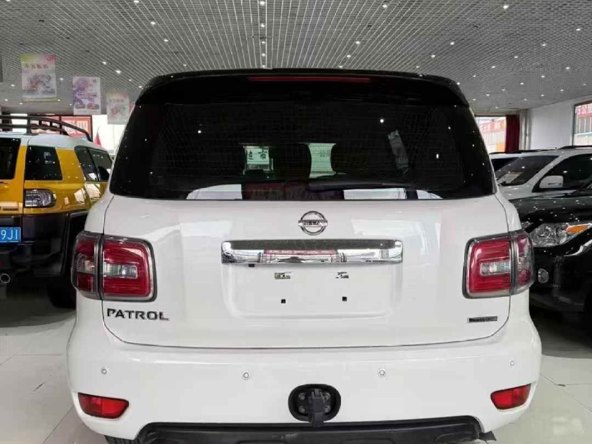 日產(chǎn) 途樂  2018款 4.0L 旗艦型圖片