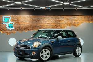 CLUBMAN MINI 1.6L COOPER Excitement