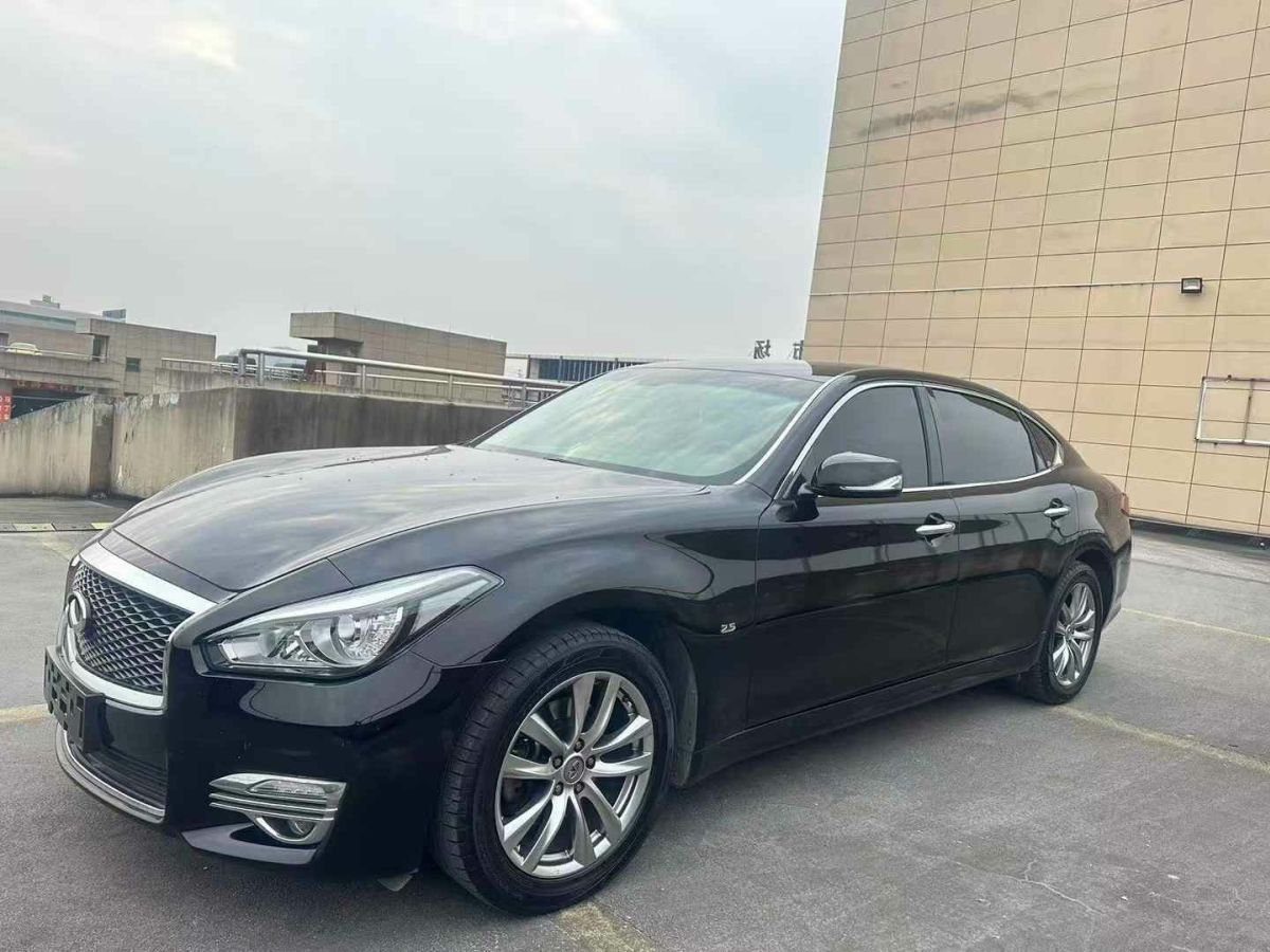 英菲尼迪 Q50L  2016款 2.0T 悅享版圖片