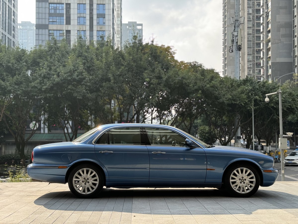 捷豹 XJ  2004款 XJ8 4.2圖片