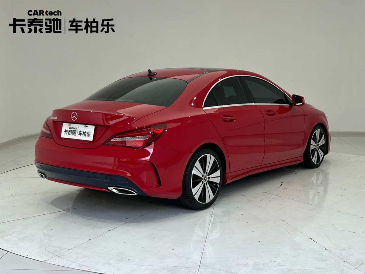 奔馳 奔馳CLA級(jí)  2018款 CLA 200 時(shí)尚型圖片