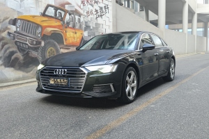 奥迪A6L 奥迪 45 TFSI quattro 臻选致雅型