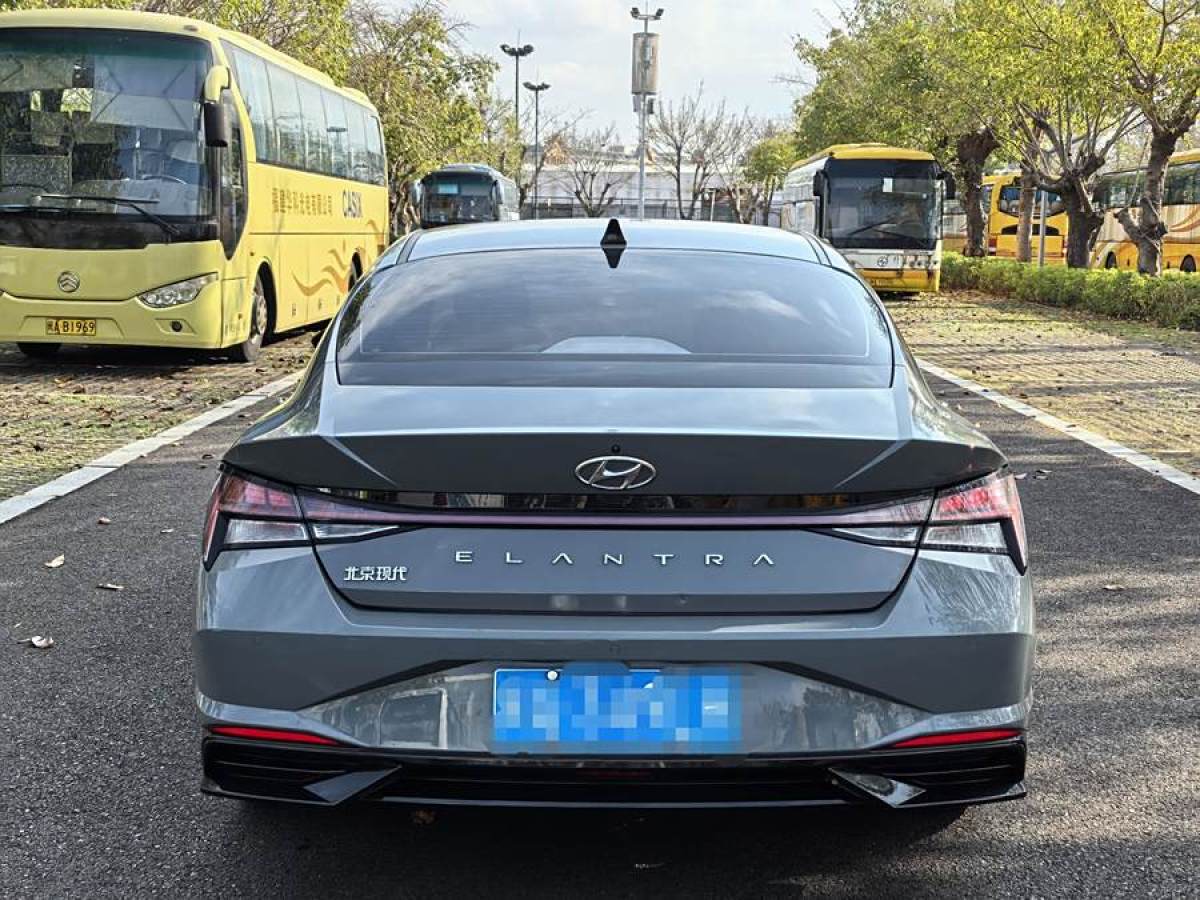 2021年1月現(xiàn)代 伊蘭特  2021款 1.5L LUX尊貴版