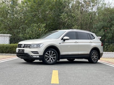 2017年10月 大众 途观L 330TSI 自动两驱舒适版图片