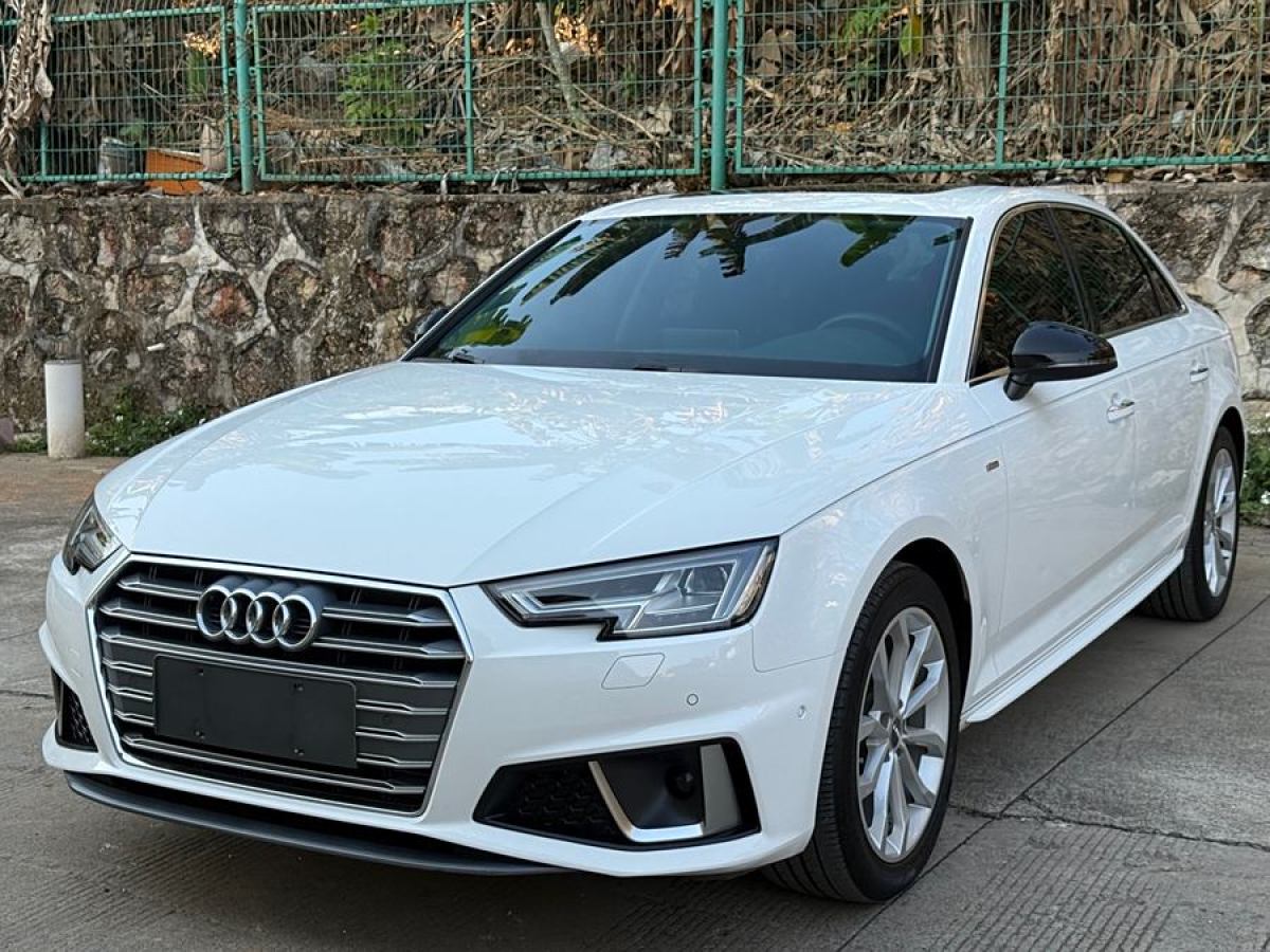 2019年5月奧迪 奧迪A4L  2019款 40 TFSI 時尚型 國VI