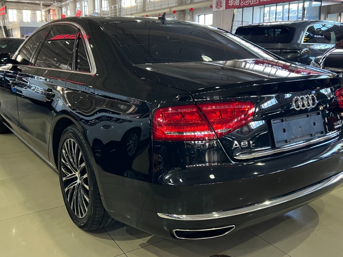 奧迪 奧迪A8  2014款 A8L 45 TFSI quattro豪華型圖片