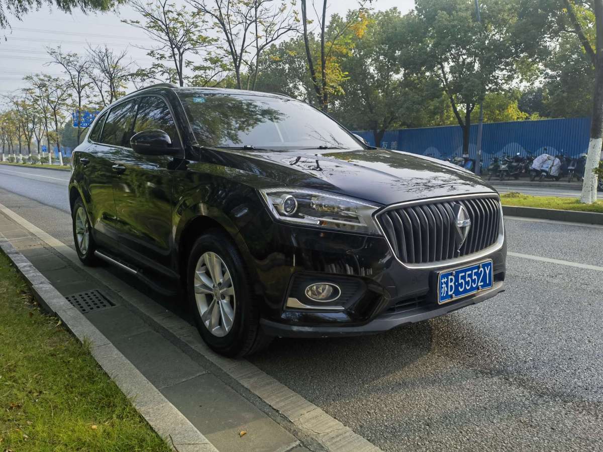 寶沃 BX7  2016款 28T 兩驅(qū)精英版 5座圖片