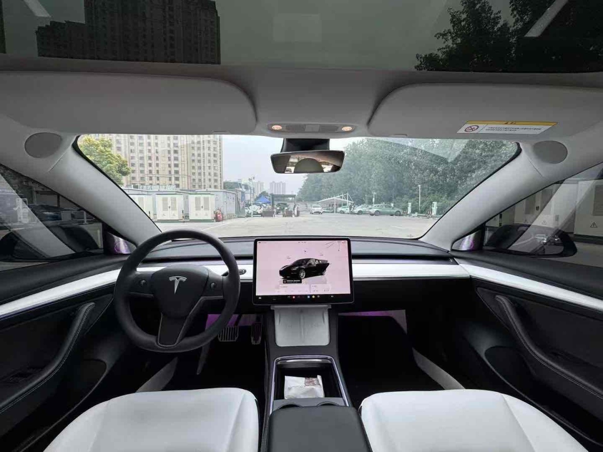 特斯拉 Model Y  2022款 改款 后輪驅(qū)動(dòng)版圖片