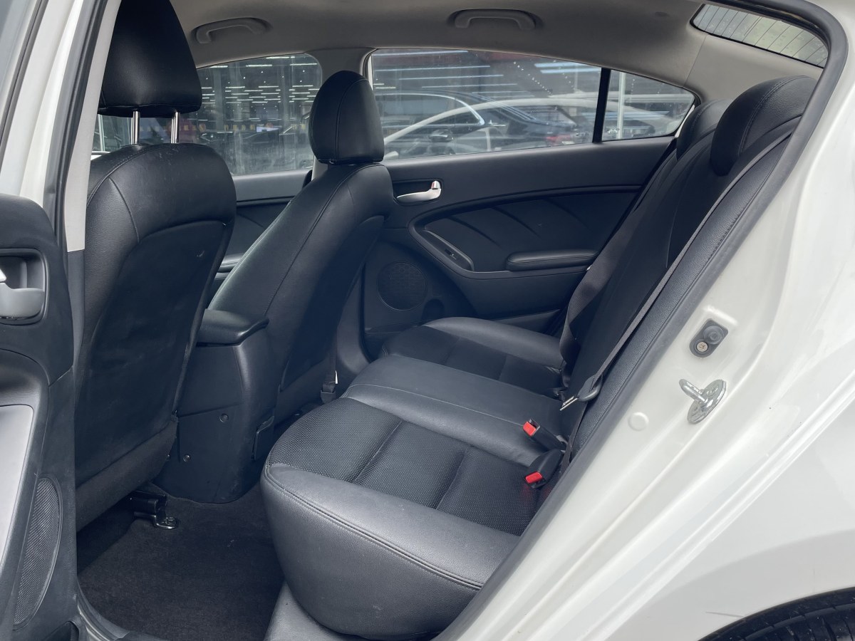 起亞 K3  2015款 1.6L 自動GL圖片