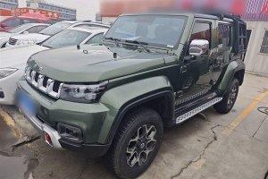 BJ40 北京 PLUS 2.3T 自動(dòng)四驅(qū)尊享版