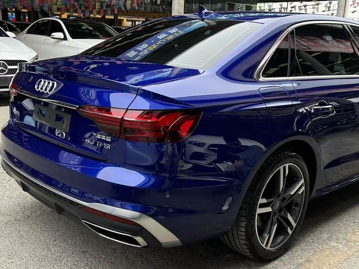 奧迪 奧迪A4L  2020款 40 TFSI 豪華動感型圖片