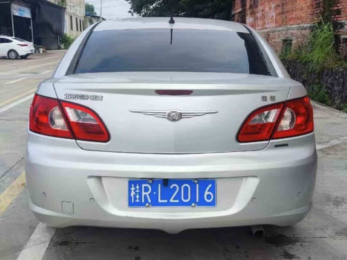 克萊斯勒 鉑銳  2008款 2.0L 豪華型圖片