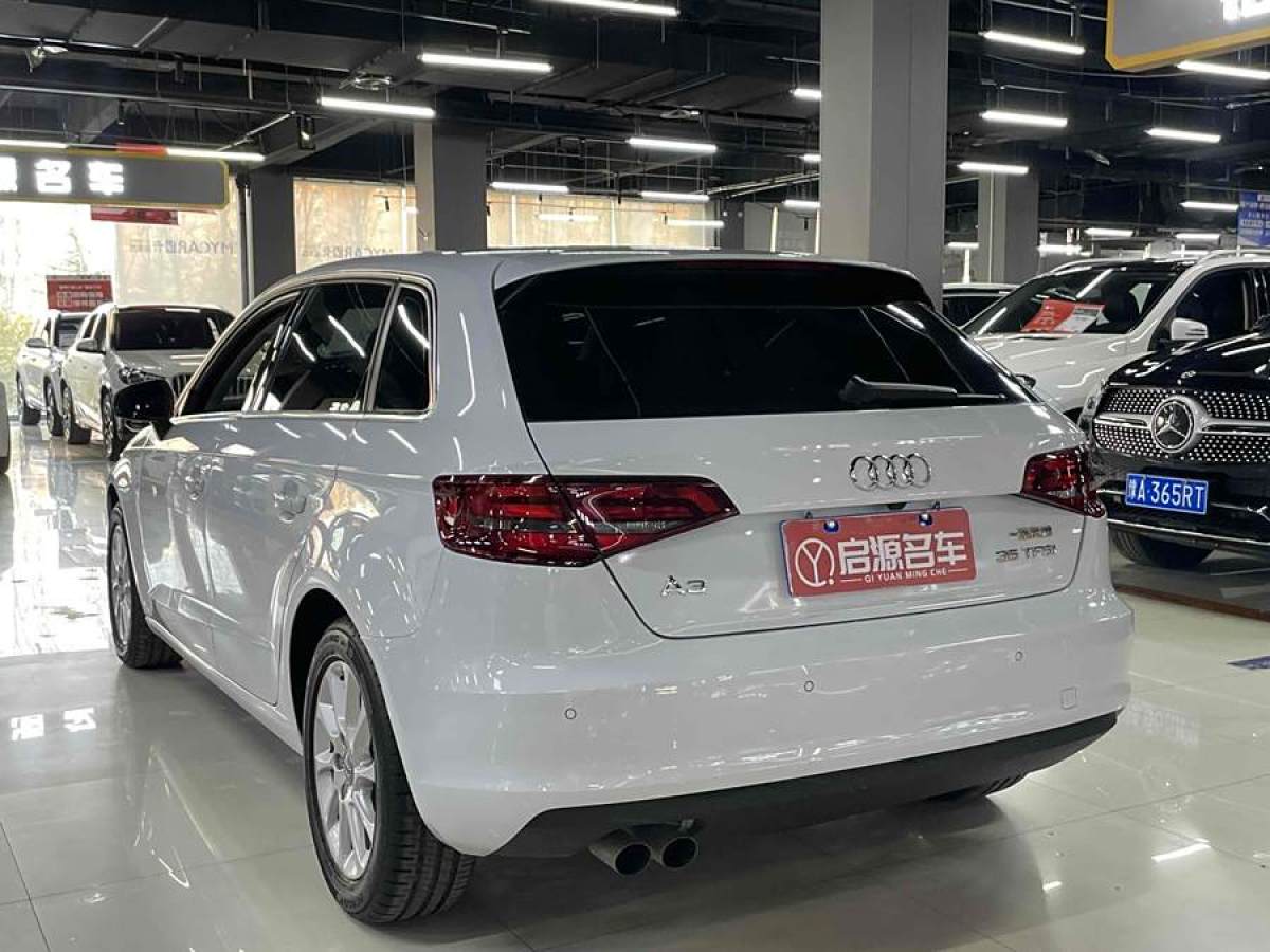 奧迪 奧迪A3  2016款 Sportback 35 TFSI 進(jìn)取型圖片