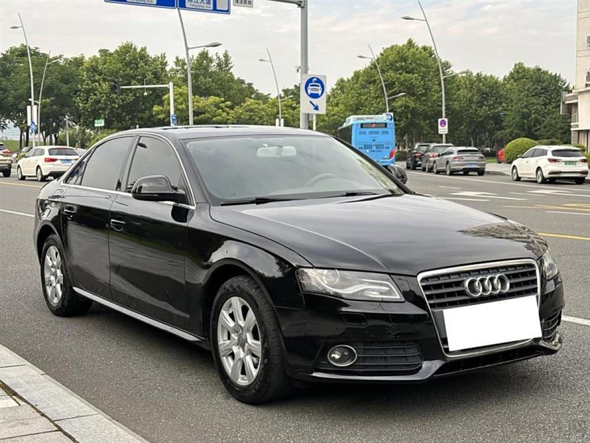 奧迪 奧迪A4L  2012款 2.0 TFSI 自動(dòng)舒適型圖片