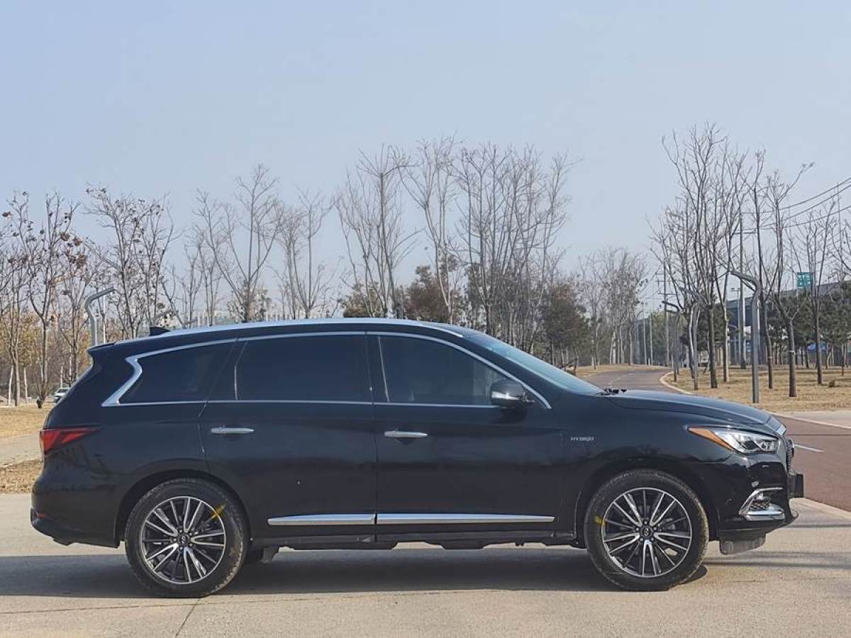 英菲尼迪 QX60  2020款 2.5 S/C Hybrid 兩驅(qū)卓越版 國(guó)VI圖片