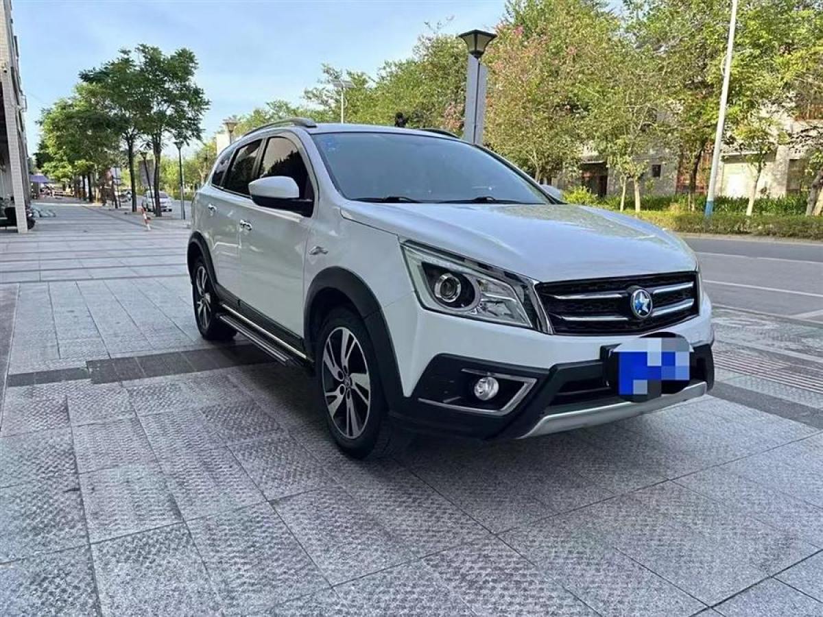 啟辰 T70  2015款 2.0L CVT睿趣版圖片