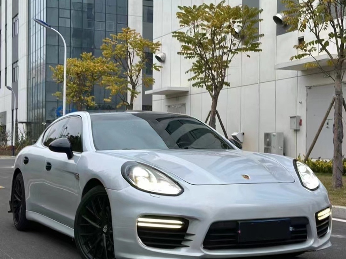 2012年05月保时捷 Panamera  2010款 Panamera 4 3.6L