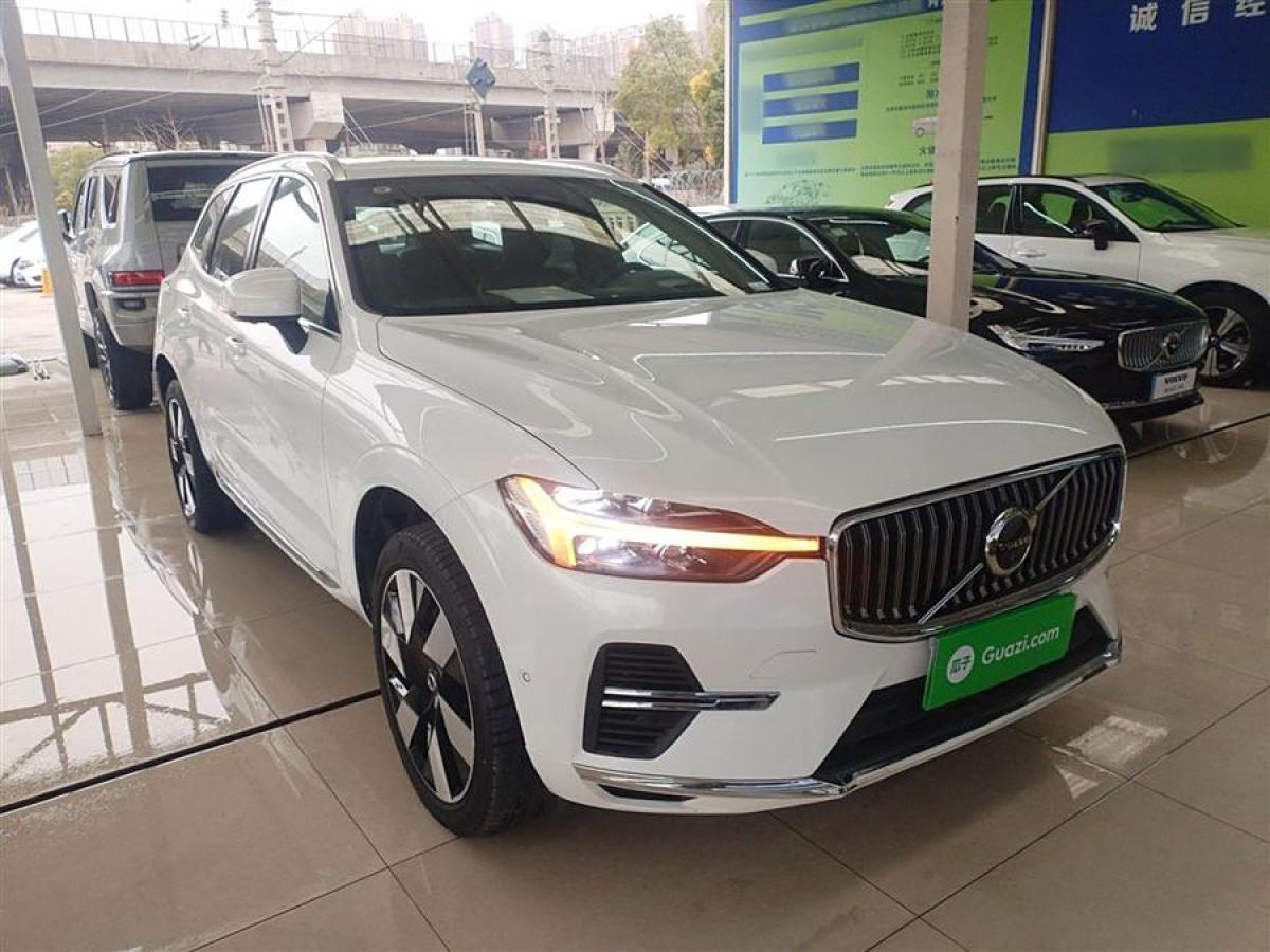 沃爾沃 XC60新能源  2024款 T8 插電混動(dòng) 長(zhǎng)續(xù)航四驅(qū)智雅豪華版圖片