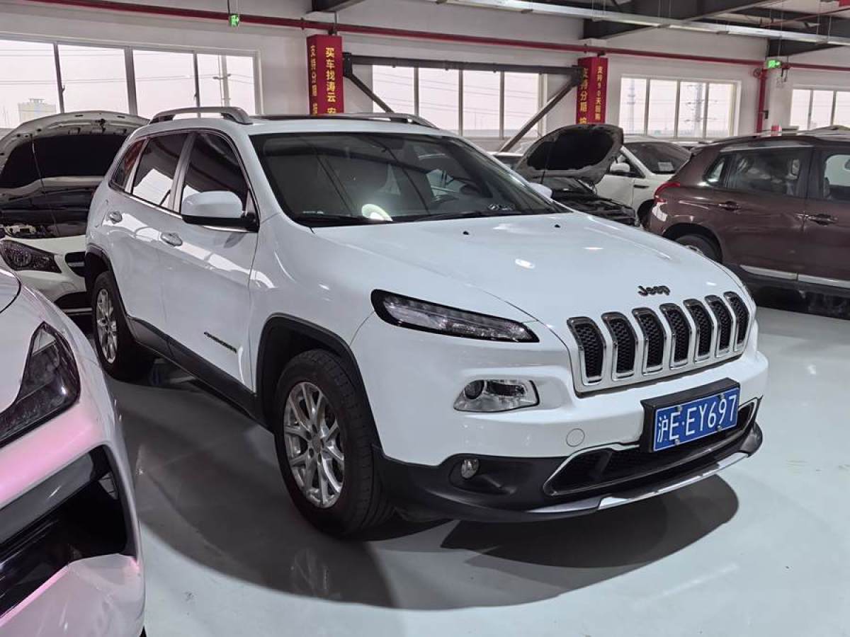 Jeep 自由光  2017款 2.4L 領先智能版圖片