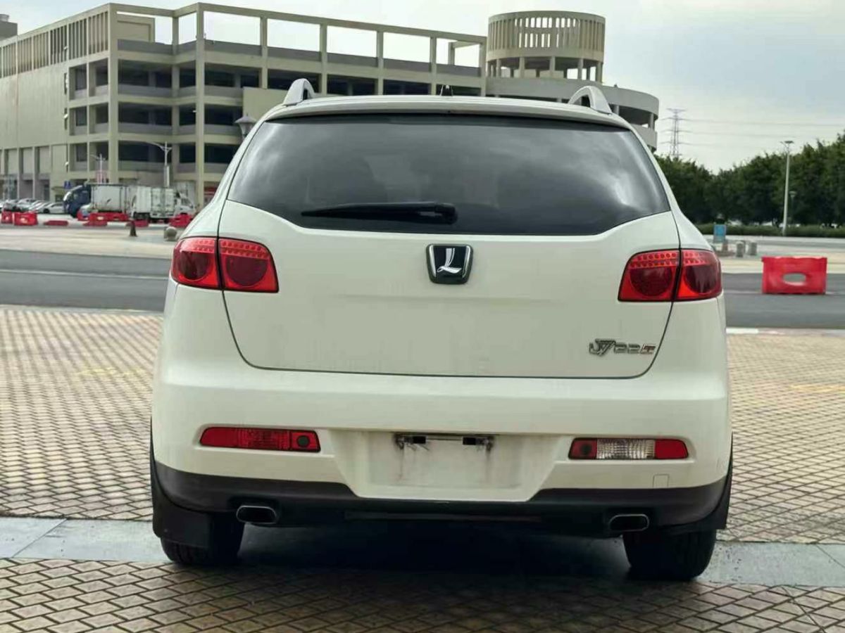 納智捷 大7 SUV  2013款 鋒芒限量版 2.2T 四驅(qū)智尊型圖片