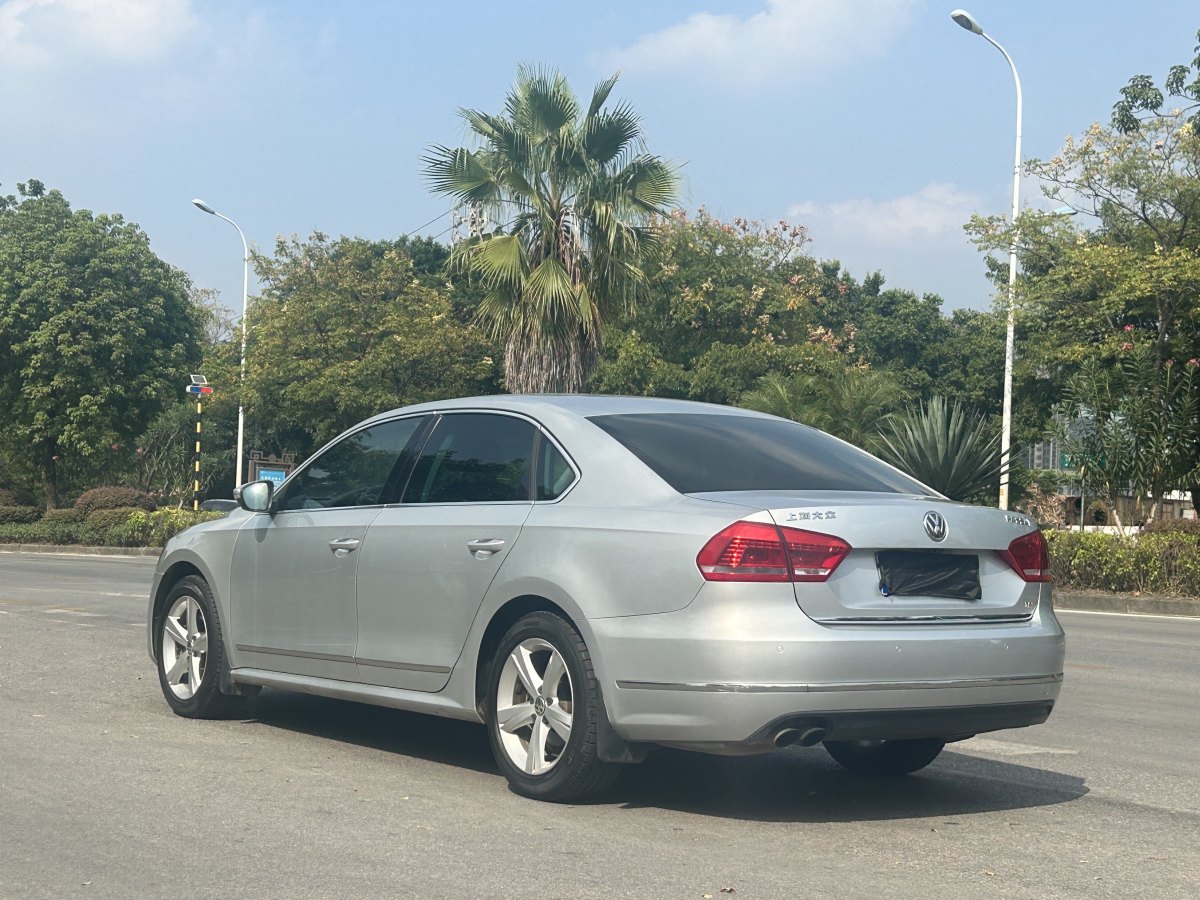 大眾 帕薩特  2011款 1.8TSI DSG至尊版圖片