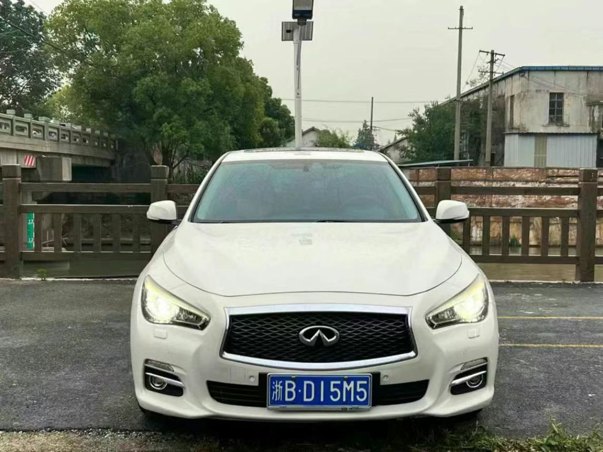 英菲尼迪 Q50  2014款 2.0T 豪華版圖片