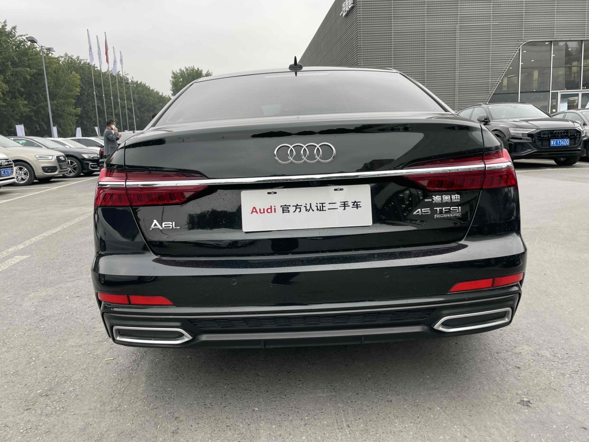 2021年7月奧迪 奧迪A6L  2021款 45 TFSI 臻選動(dòng)感型