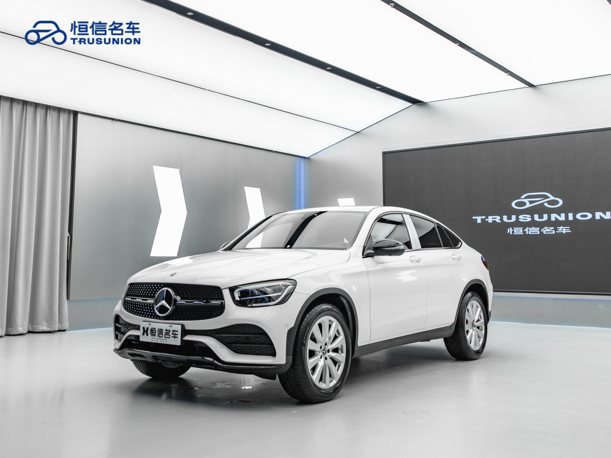 奔馳 奔馳GLC  2022款 改款 GLC 260 4MATIC 轎跑SUV圖片