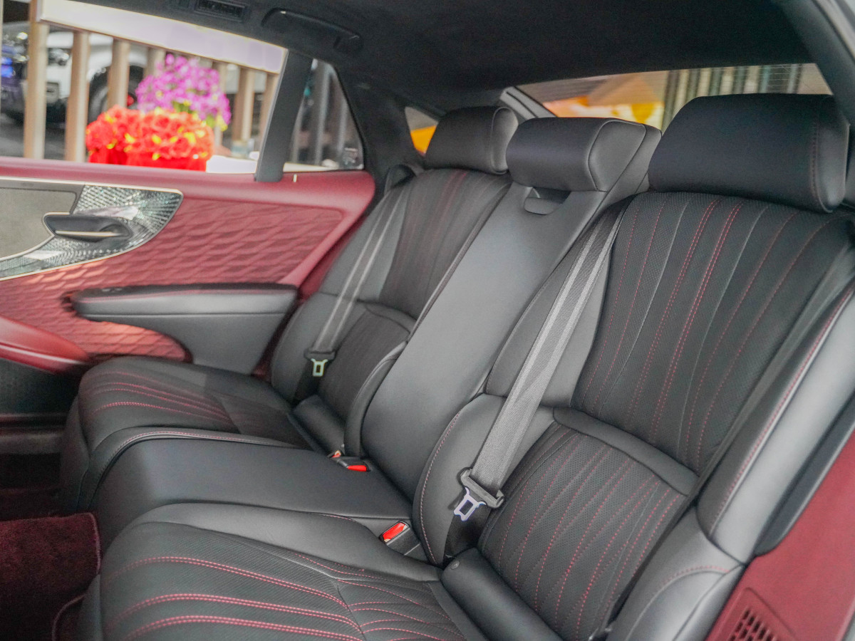 雷克薩斯 LS  2021款 500h 行政版圖片