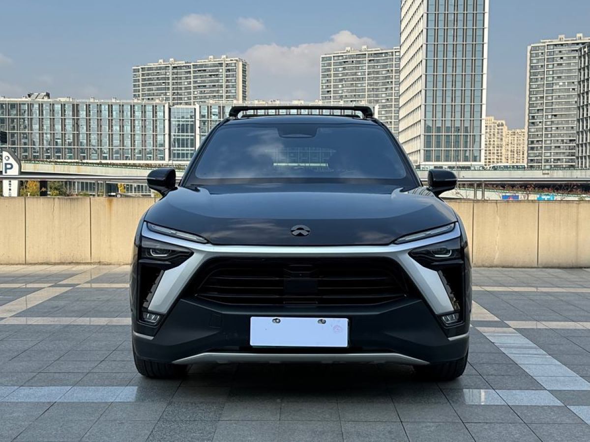 蔚來 ES8  2020款 415KM 基準(zhǔn)版 六座版圖片