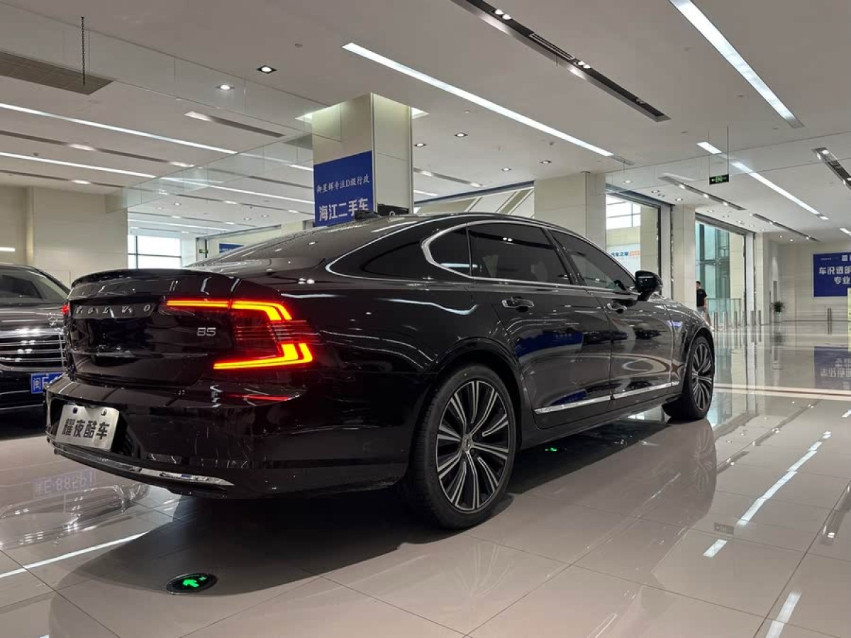 沃爾沃 S90  2023款 B5 智遠(yuǎn)豪華版圖片