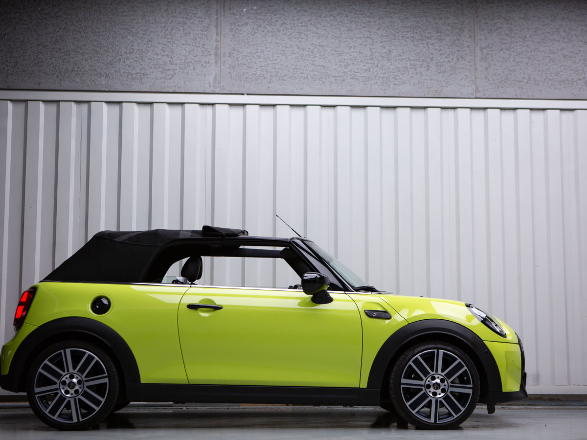 MINI MINI  2023款 2.0T COOPER S CABRIO 藝術家圖片