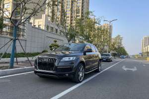 奥迪Q7 奥迪 3.6 FSI舒适型运动典藏版