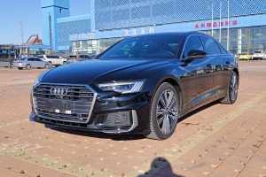 奥迪A6L 奥迪 45 TFSI quattro 臻选动感型