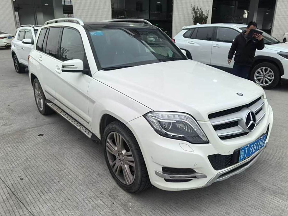 奔馳 奔馳GLK級  2013款 改款 GLK 300 4MATIC 時(shí)尚型圖片