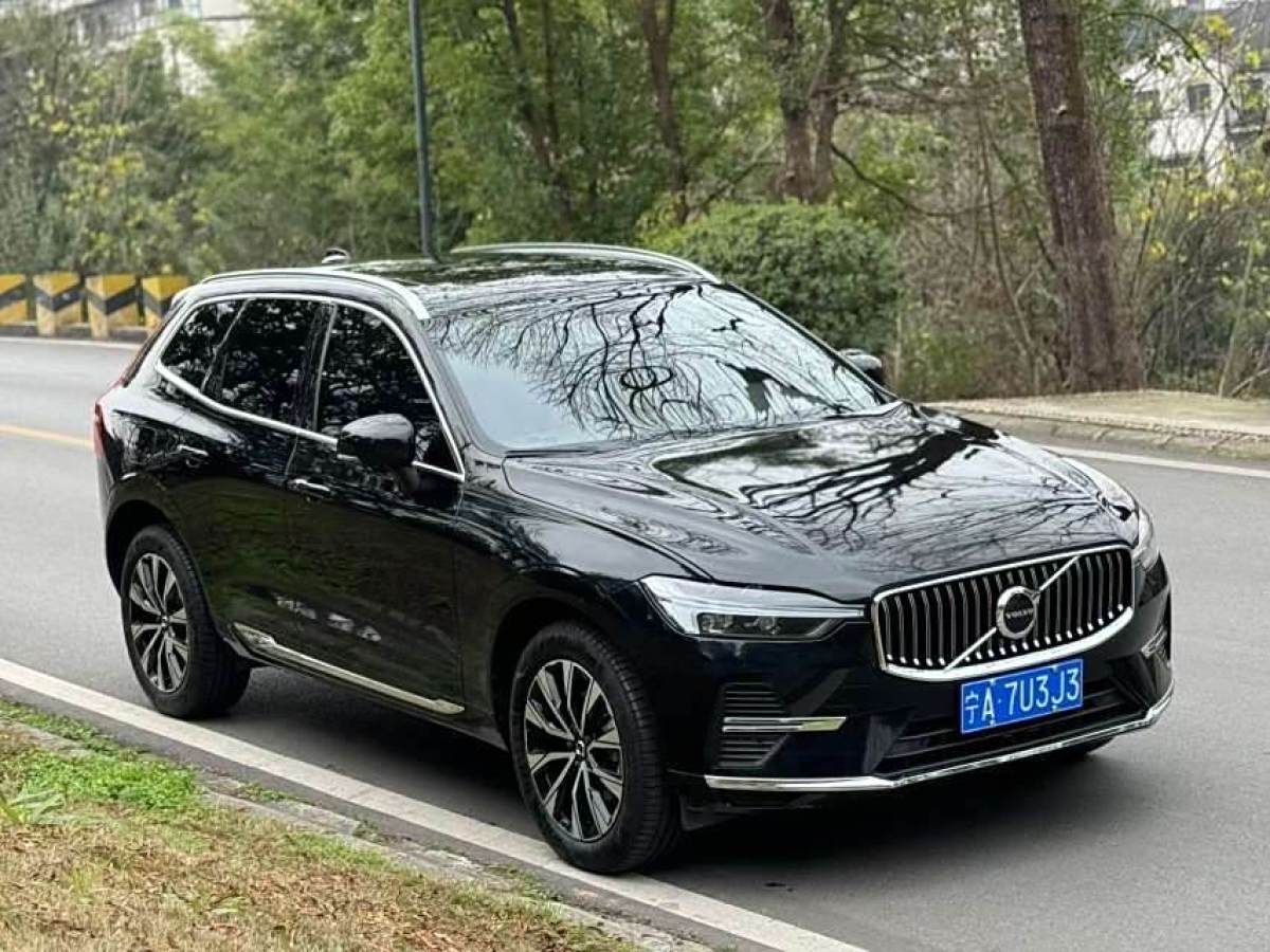 2023年11月沃爾沃 XC60  2023款 B5 四驅(qū)智遠(yuǎn)豪華版