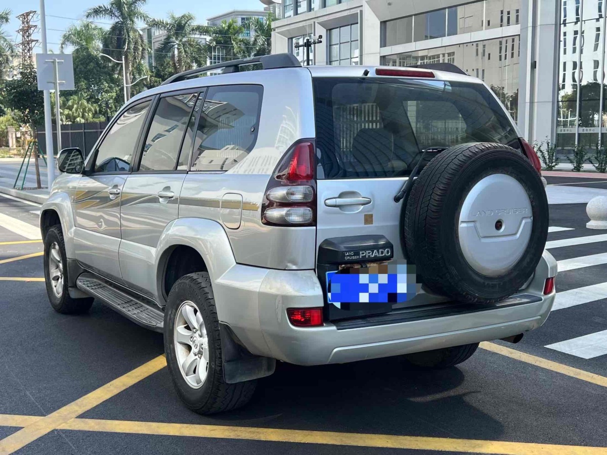 豐田 普拉多  2004款 GX 2.7自動車型圖片