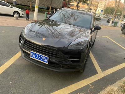 2019年10月 保時(shí)捷 Macan Macan 2.0T圖片