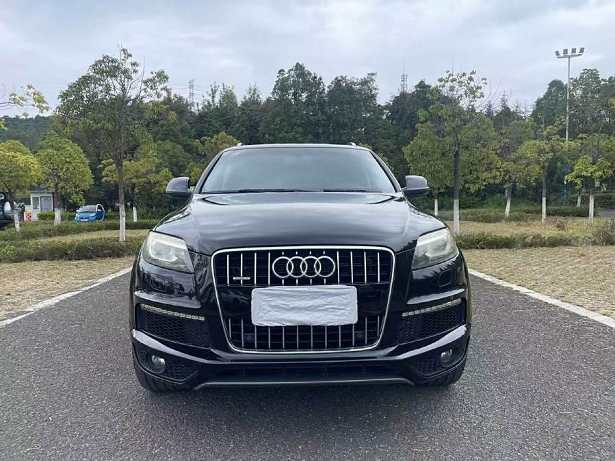 奧迪 奧迪Q7  2014款 35 TFSI 進(jìn)取型圖片