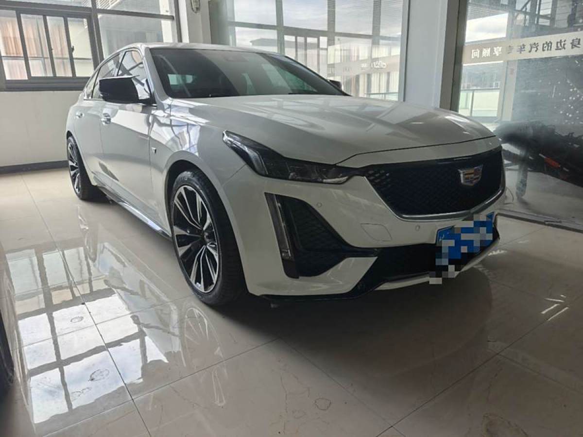 凱迪拉克 CT5  2021款 28T 領(lǐng)先運(yùn)動(dòng)型圖片