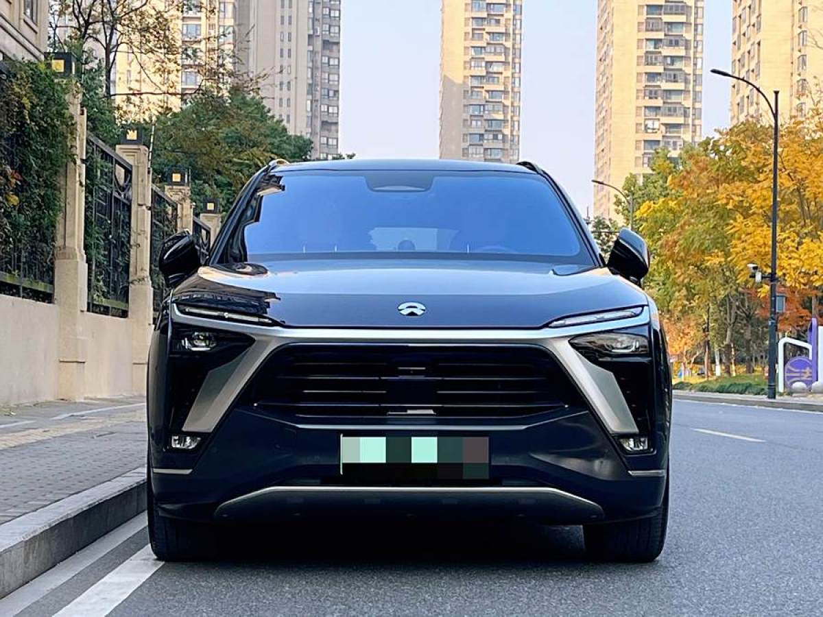 蔚來 ES8  2020款 580KM 基準(zhǔn)版 六座版圖片