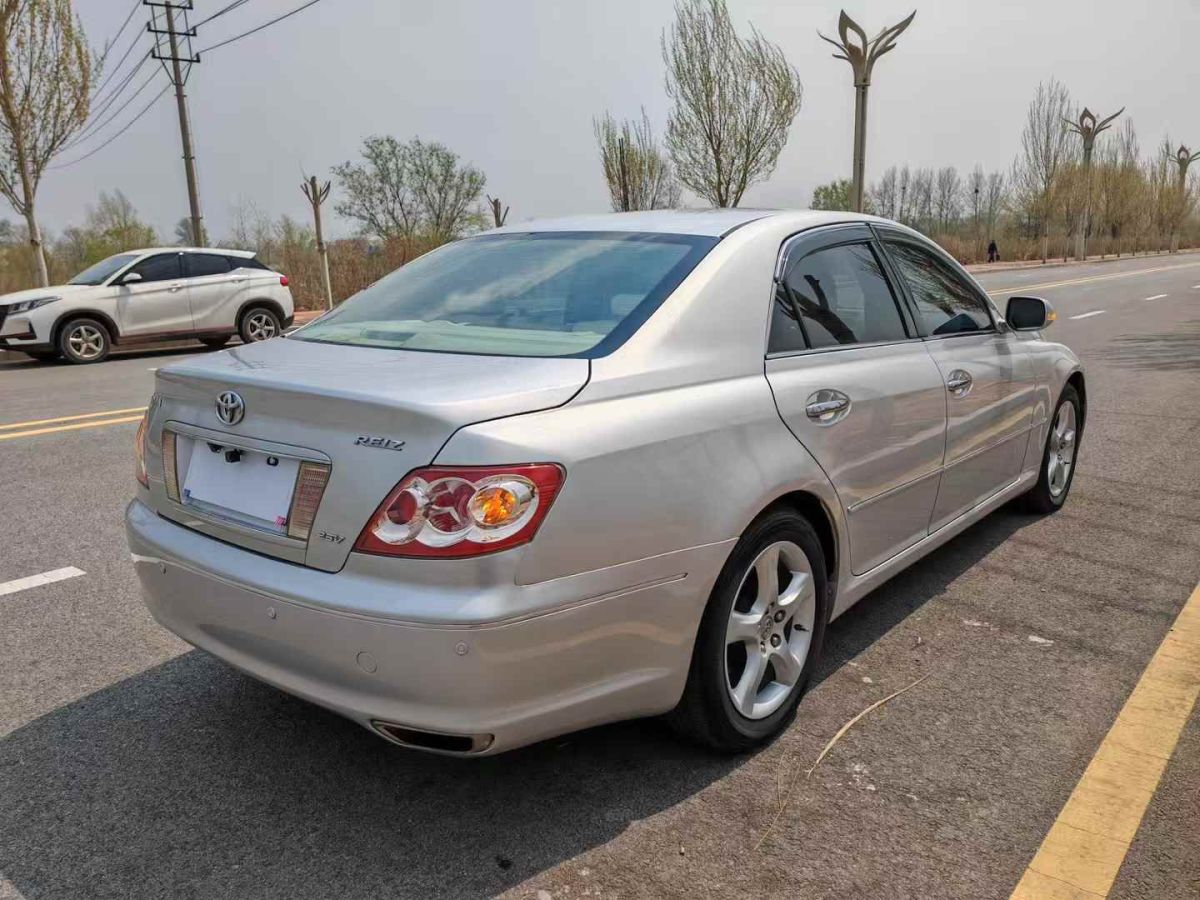豐田 銳志  2010款 2.5V 風(fēng)尚豪華導(dǎo)航版圖片