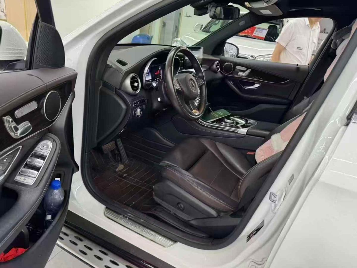 奔馳 奔馳GLC  2016款 GLC 300 4MATIC 豪華型圖片