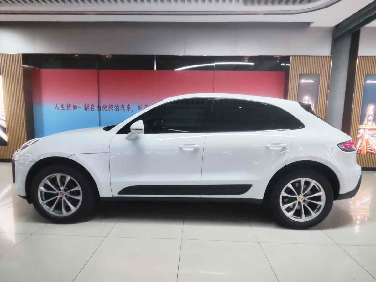 保時(shí)捷 Macan  2022款 Macan 2.0T圖片