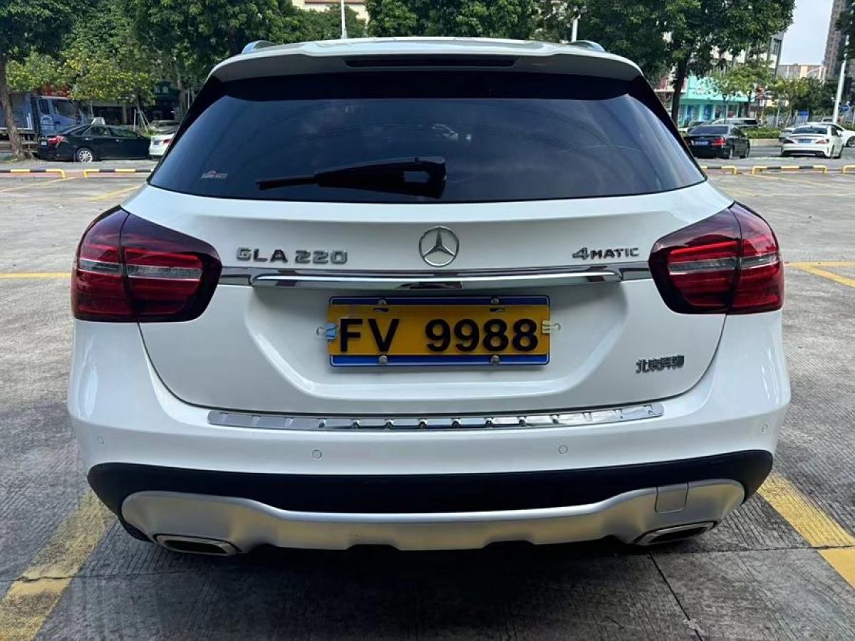 奔馳 奔馳GLA  2017款 GLA 220 4MATIC 時尚型圖片